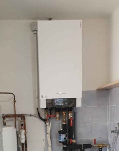 Pompe à chaleur installée par Planète Energies sur la ville de Craponne
